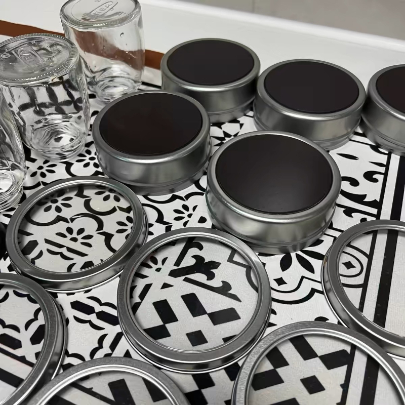 Magnetyczne pojemniki na przyp – Tin Container Lid recenzja i cena